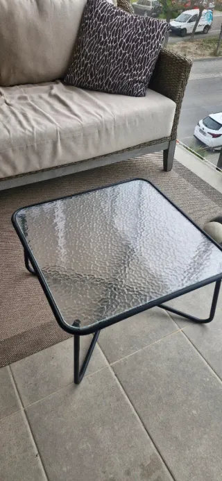 OPORTUNIDAD!!  Mesa extensible y 4 Sillas Terraza