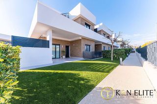 Casa pareada en venta en Vistahermosa en Alicante