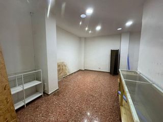Local comercial en venta en Santa Bárbara en Llíria