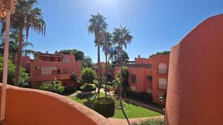 Piso en venta en Elviria en Marbella