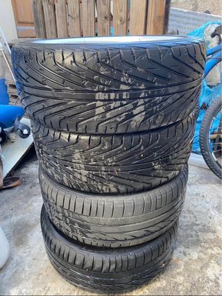 Llantas 18 con neumáticos usados
