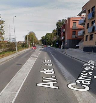 Garaje en venta en Les Fonts en Terrassa