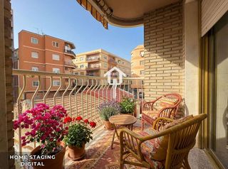 Piso en venta en Los Ángeles en Alicante