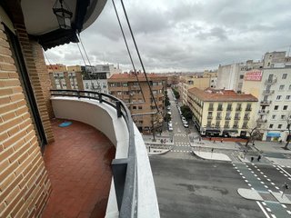 Piso en alquiler en Pacífico en Madrid