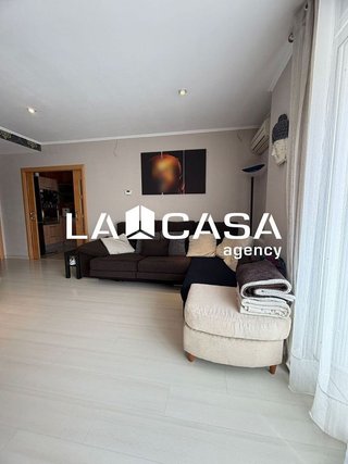 Piso en venta en Montigalà -Sant Crist en Badalona