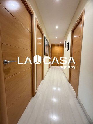 Piso en venta en Montigalà -Sant Crist en Badalona