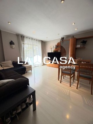 Piso en venta en Montigalà -Sant Crist en Badalona