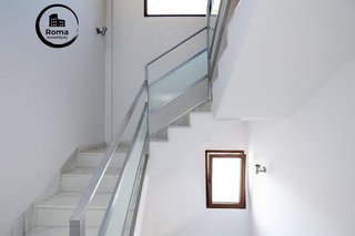 Edificio en venta en Zubia (La)