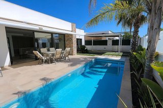 Casa en venta en Zona Pueblo en Pilar de la Horadada