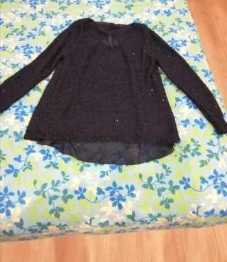 Set 3 capi donna M: 2 maglie + 1 poncho