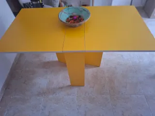 Mesa plegable , en tres formas para espacios peque