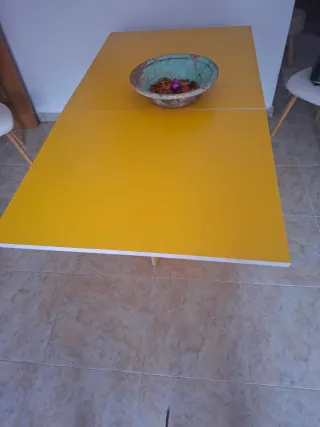 Mesa plegable , en tres formas para espacios peque