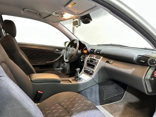 MERCEDES-BENZ C 230 Kompressor "ÚNICO PROPIETARIO"