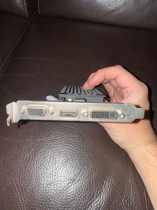 Tarjeta Gráfica MSI 710