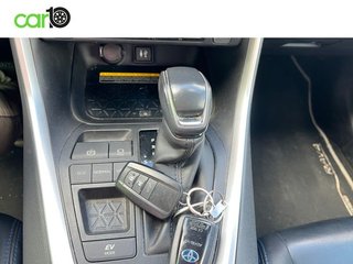 Toyota Rav4 2.5l 220H Feel!