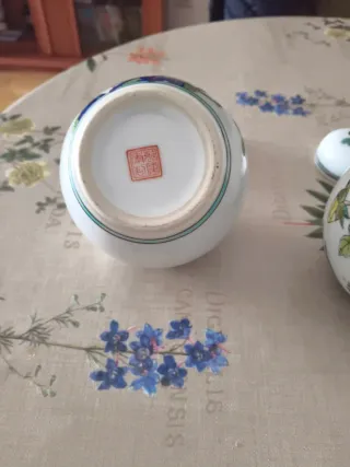 2 Vasi Cinesi in Porcellana con Fiori