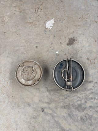 2 Tarteras Metálicas y Plástico