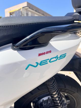 Moto Eléctrica Yamaha Neo’s Dual Battery + baúl