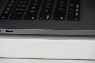 MacBook Pro 16 2019 i7 / 32GB RAM / 512GB SSD