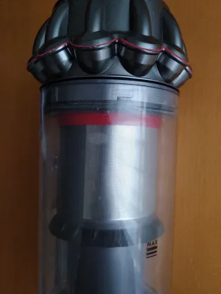 Cubo e Ciclone Dyson V11
