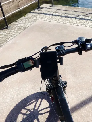 Bicicleta Eléctrica Plegable Negra