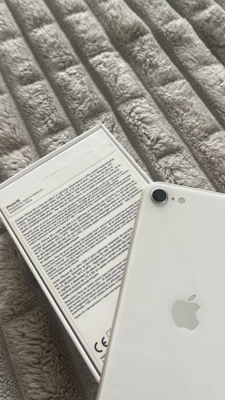 iPhone SE Plata/Blanco