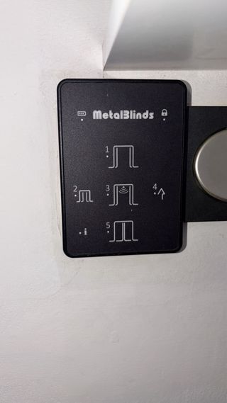 Puerta eléctrica MotalBlinds 3M x 2,5h