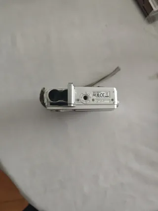 Cámara Konica Minolta Dimage E500 Plata