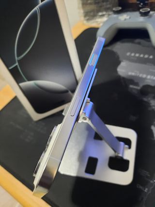 ¡iPhone 16 Pro Max 256GB • 100% Batería + Regalos!