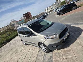 Ford Transit Courier 2015