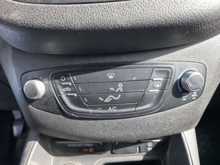 Ford Transit Courier 2015