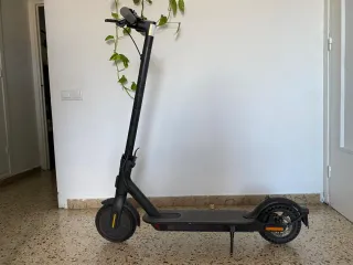 Patinete Eléctrico Xiaomi Negro