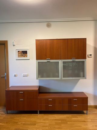 Mueble de salón modular madera y cristal