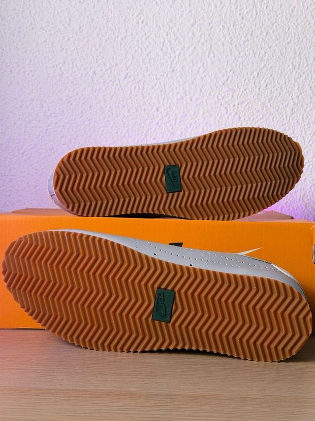 NUEVAS Nike Cortez LT T42