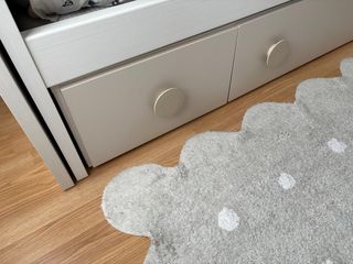 Cama compacta de dos alturas + escritorio