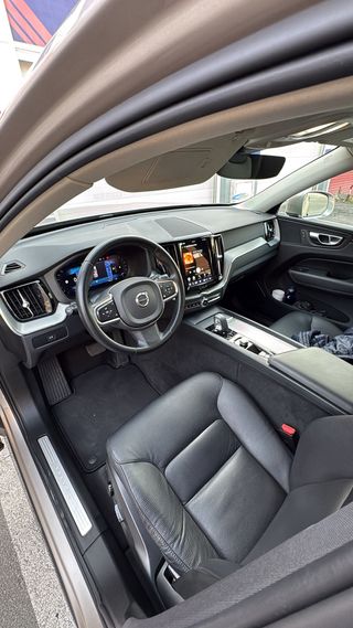 Volvo XC60 2023