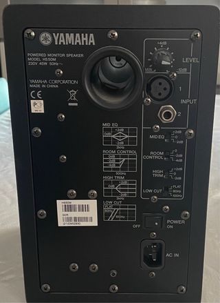 Altavoces Yamaha HS50 Studio