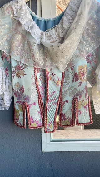 Traje de Fallera azul y rosa