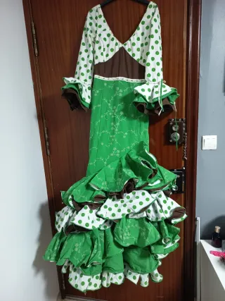 Traje de flamenca verde y marrón XL