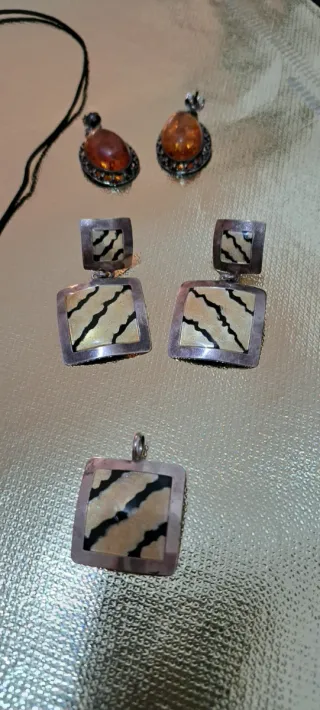 Joyería Plata, Ámbar, Nácar y Cristal.