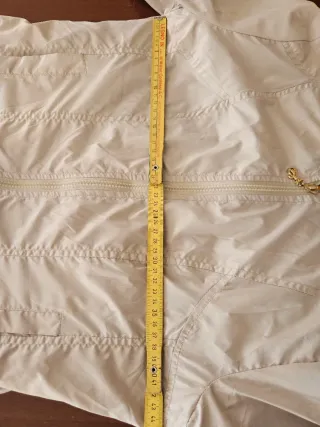 Giacchetto leggero beige