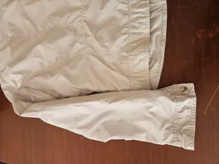 Giacchetto leggero beige