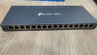 TP-Link TL-SG116 Gigabit Switch 16 Puertos