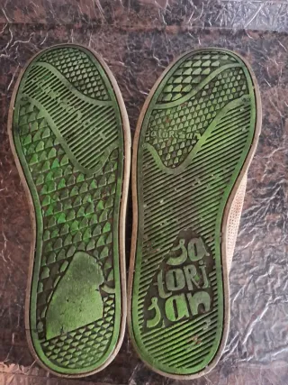 Zapatillas de ante beige y marrón