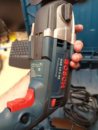 Taladro Bosch GSB 19-2 RE Pro + maletín
