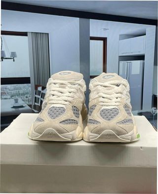 New Balance NB 9060 Beige/Verde Talla 36