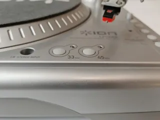 Tocadiscos Ion LP DOC USB con preamplificador
