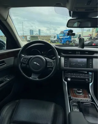 Jaguar XF 2016