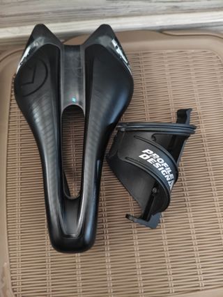 Sella bici strada/triathlon pro vibes superlight.