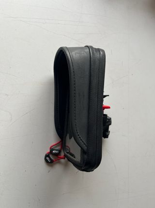 Soporte Móvil Givi Impermeable Moto